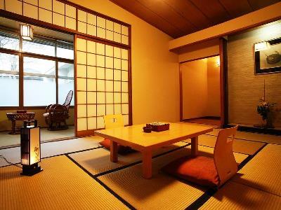 Kansuitei Kozeniya Ryokan 3*